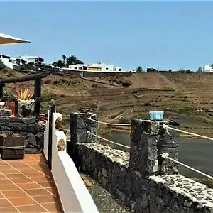Casa Caldera Guiguan Сasa de vacaciones Tinajo